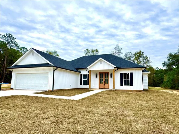 26366 Snead Dr, Abita Springs, LA 70420