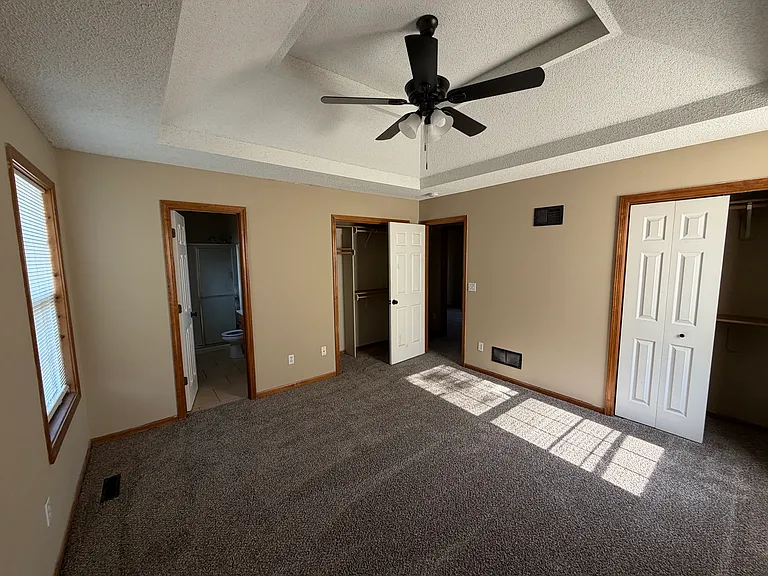 Willow Dr — Photo 6