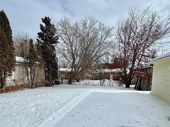 2nd image of 2610 Morton ROAD