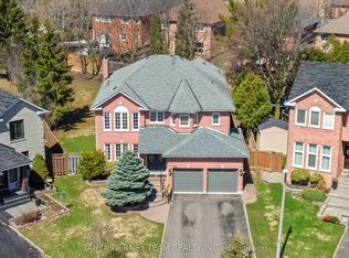 50 Lipton Cres, Whitby, ON L1R1W7