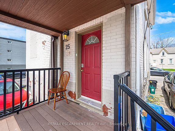 4th image of 25 Colborne St W