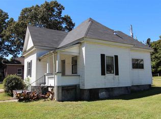 15 Railroad Ave, Anniston, AL 36201