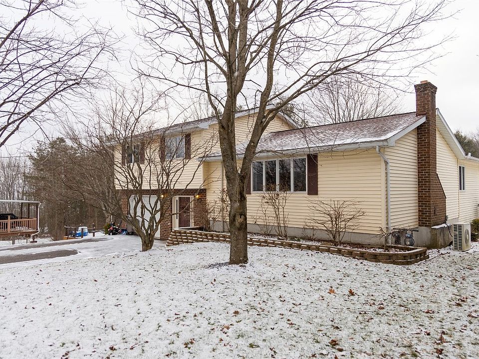 1st image of 138 Hillside Ter