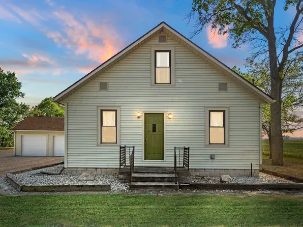 7518 E State Road 14, Columbia City, IN 46725