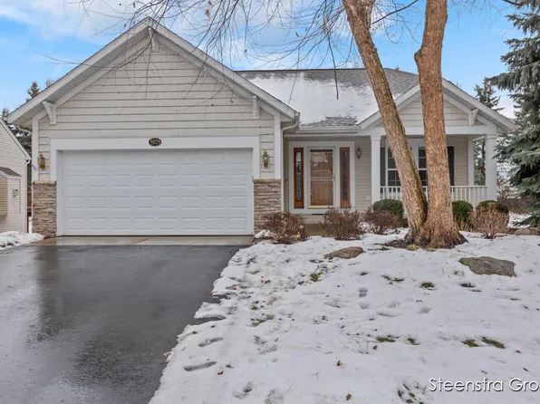 5979 Mill Point Ct SE, Kentwood, MI 49512
