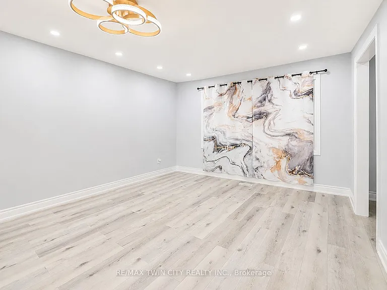 117 Markwood Dr #1 — Photo 4
