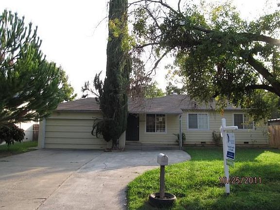 2nd image of 4808 Perina Way