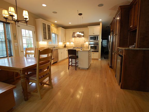 Chef's kitchen