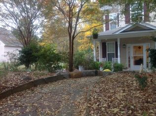 105 Little Meadow Ct, Holly Springs, NC 27540