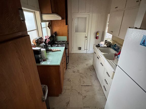 4th image of 2532 Dwight Way #2