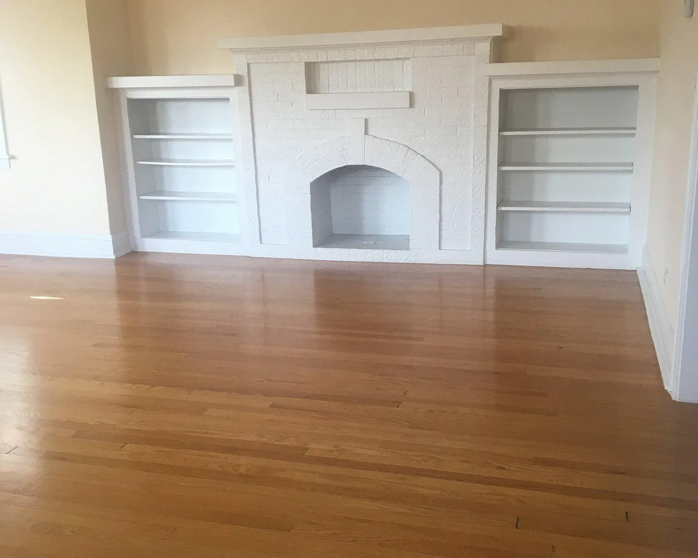 3 bed, $2,400 — Photo 3