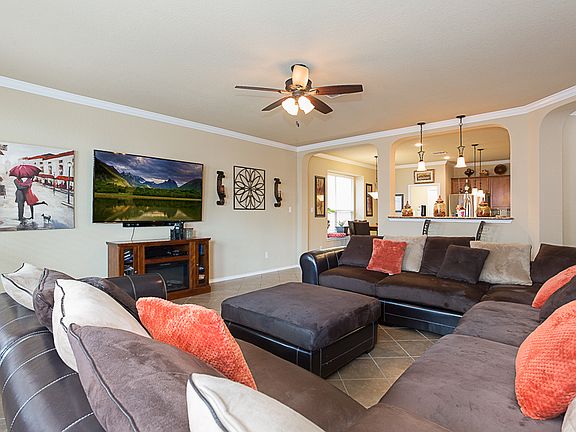 3rd image of 12106 Sugarberry Way