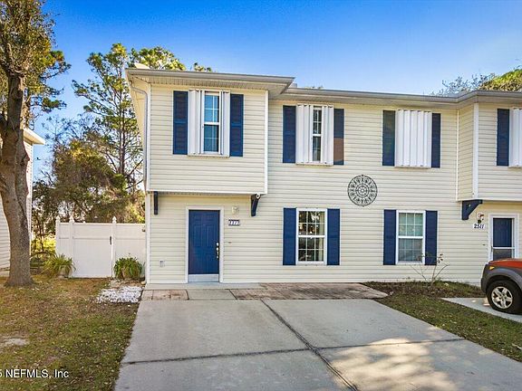 3rd image of 2513 HAYWOOD ESTATES Lane