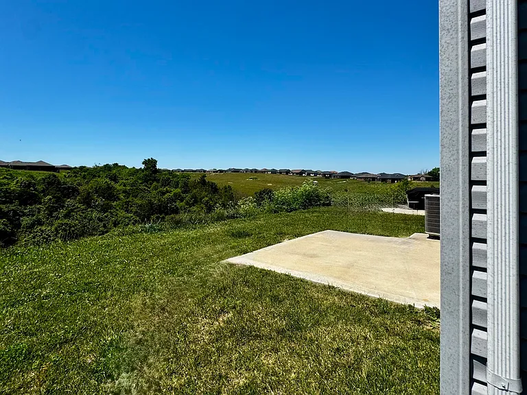 2027 Dolly Dr — Photo 31