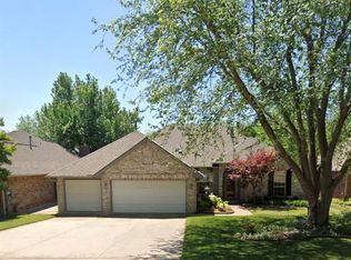 2708 Chimney Hill Rd, Edmond, OK 73034