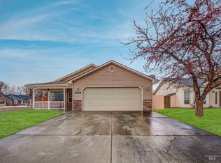 4006 Chatham Ct, Caldwell, ID 83607