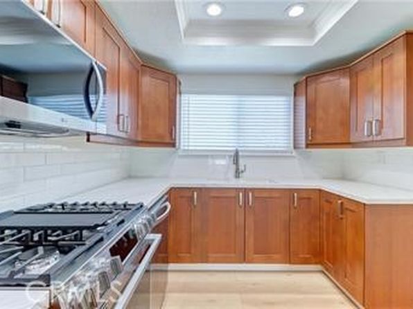 26928 Carnelian
