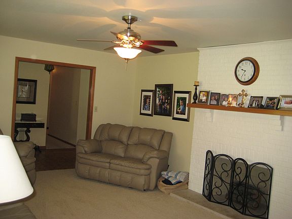 5th image of 208 N Cale St