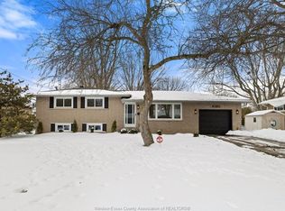 4385 Huron Church Line Rd, Lasalle, ON N9H1H3