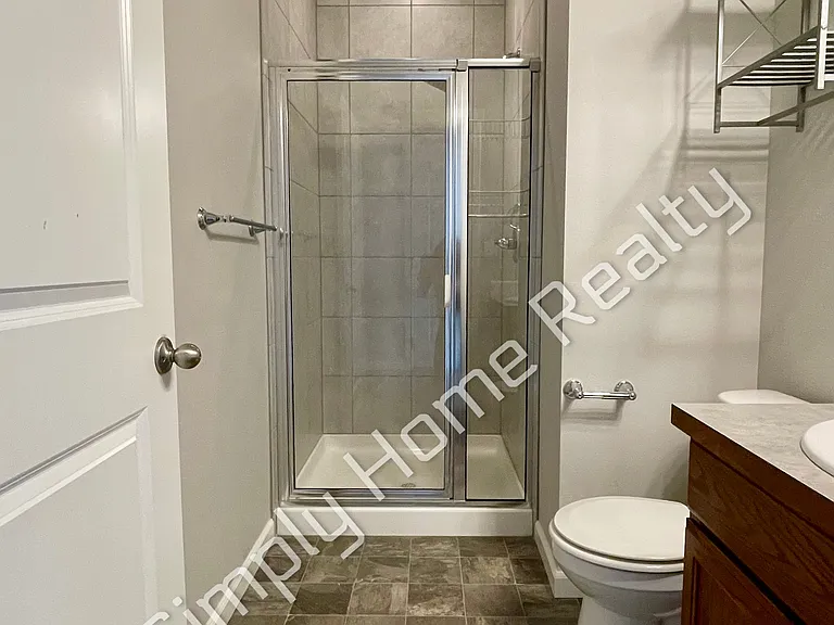 5021 Andrew St SE — Photo 8