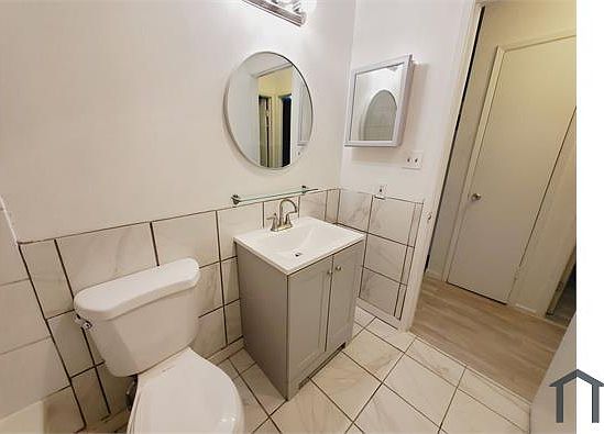 4th image of 1524 Valle Vista Ave #1524
