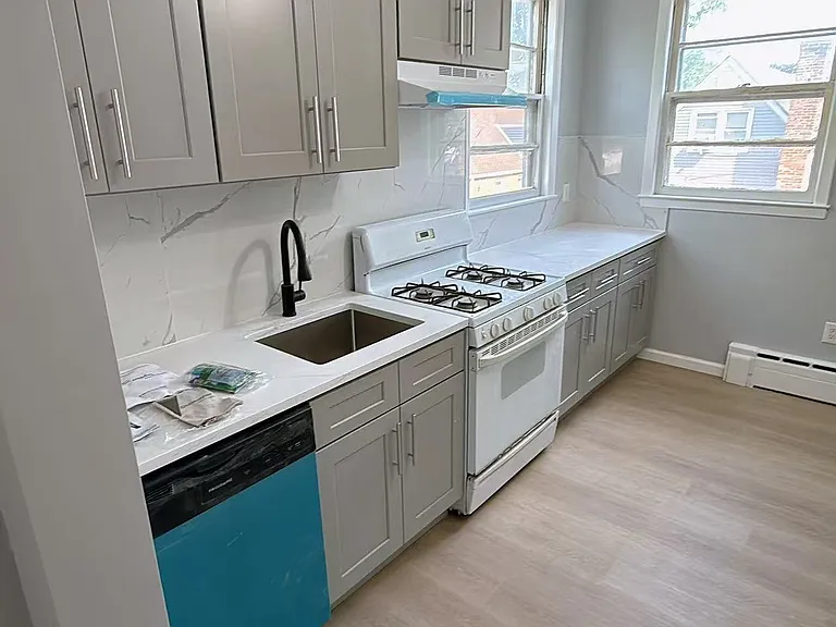 231 Jericho Tpke #1 — Photo 16