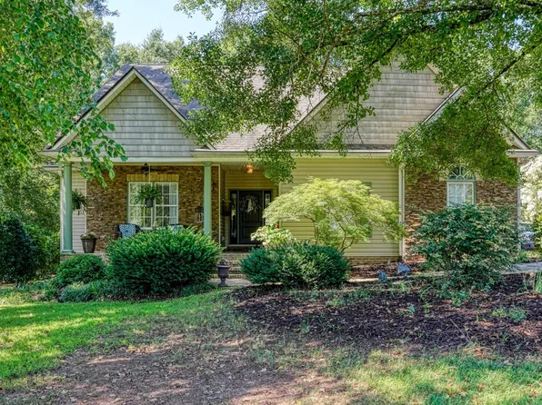 309 Swamp Fox Rd, Spartanburg, SC 29306