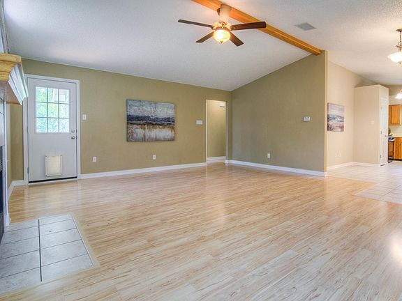 5th image of 1502 Black Cherry Dr