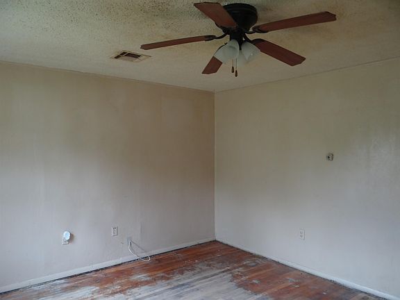 2nd image of 402 N North St #A
