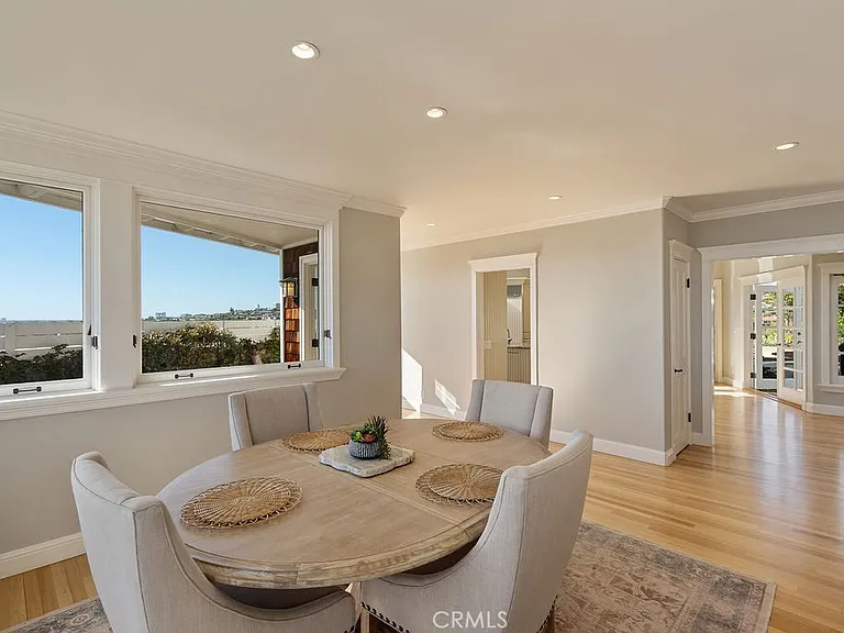 407 Mendoza Ter — Photo 7