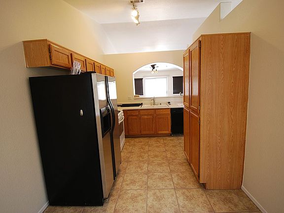 4th image of 104 Skytop Dr