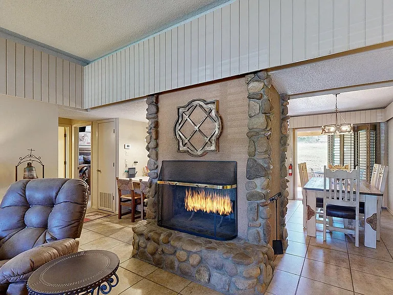 110 Bogie Ln #2B — Photo 3