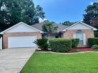74613 Diamondhead Dr N, Diamondhead, MS 39525