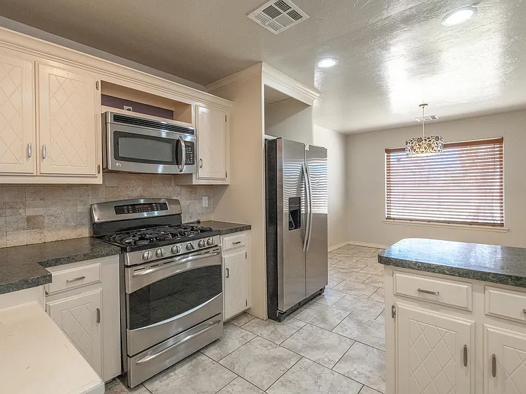 1321 Kelly Park Rd — Photo 23