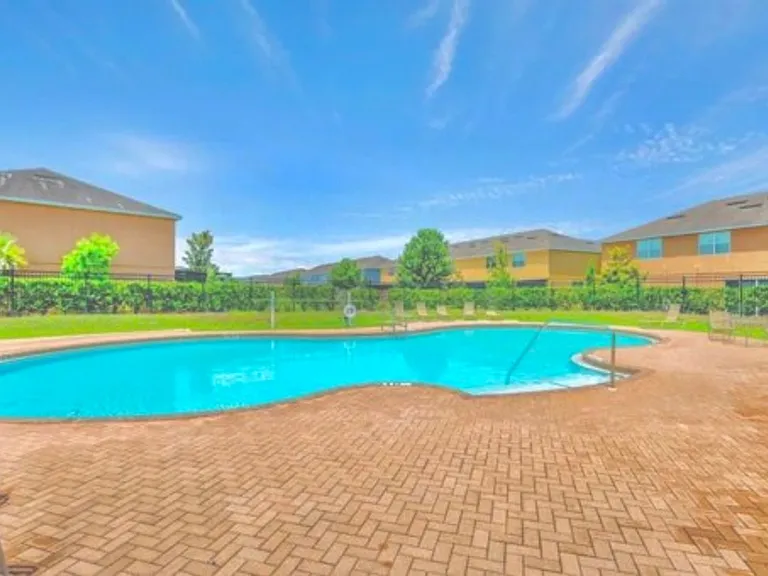 7031 Woodchase Glen Dr — Photo 22