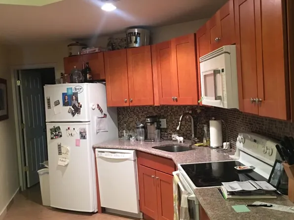 8 S Front St #1, Philadelphia, PA 19106