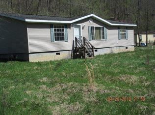8574 Clear Fork Rd, Dorothy, WV 25060