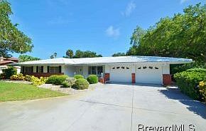1st image of 155 Poinciana Dr