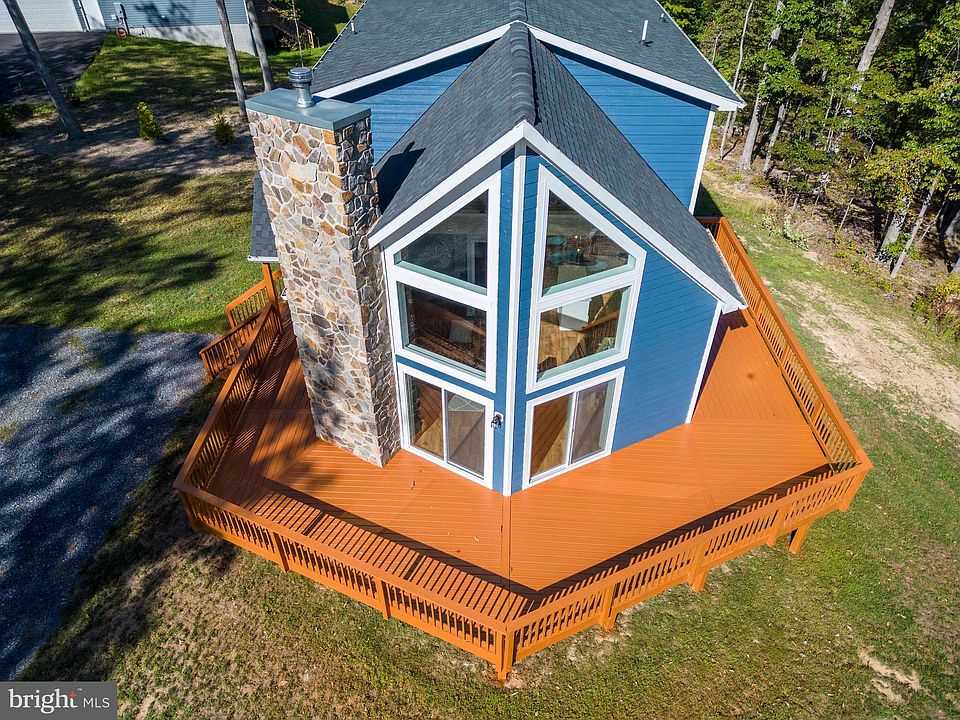 1st image of 211 Arthur Burke Ln