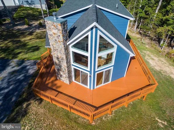 211 Arthur Burke Ln, Front Royal, VA 22630