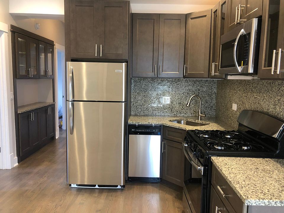 1st image of 4344 N Western Ave #2