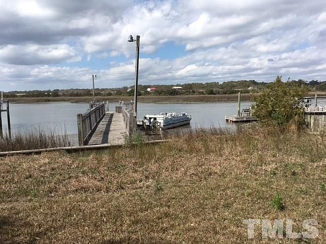 1st image of 3626 Shoreline Dr