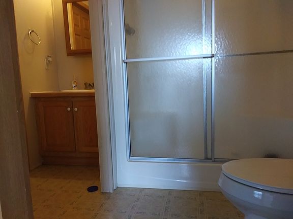 4th image of 2076 Hickory Ln #135