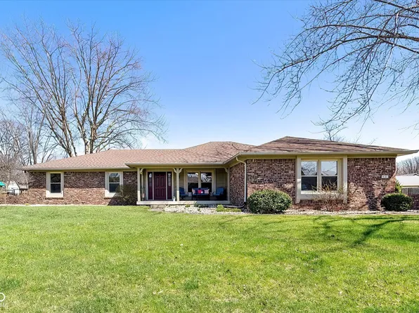 8311 Chateaugay Dr, Indianapolis, IN 46217