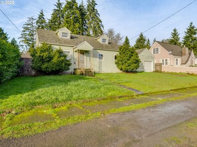 375 SW Spruce St, Willamina, OR, 97396