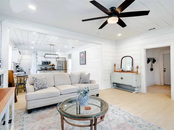 406 N Thompson St, Hillsboro, TX 76645