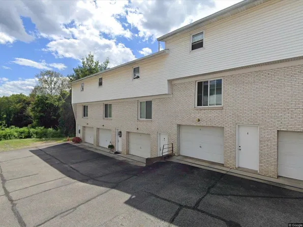 209 Rockdale Rd, Follansbee, WV