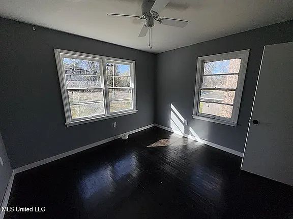 1st image of 2646 Revere St