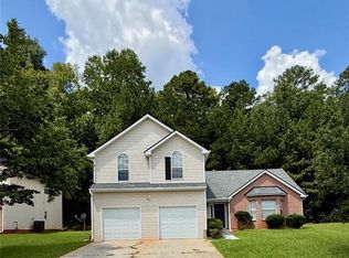 5237 Round Table Dr, Ellenwood, GA 30294