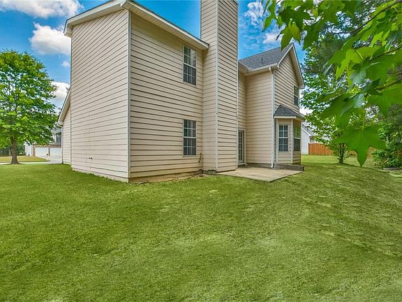 4th image of 1575 Rogers Crossing Dr